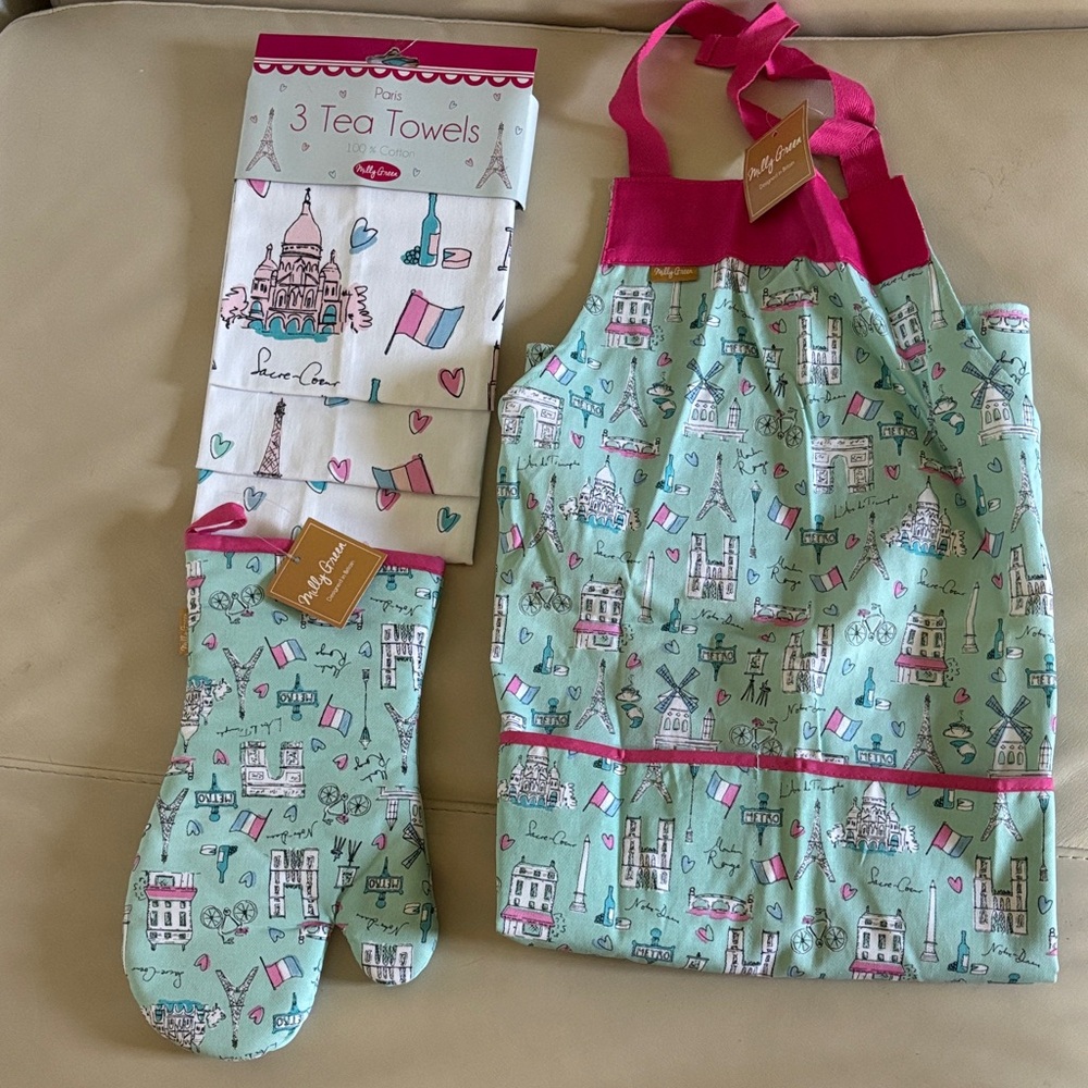 NWT Milly Green 5 Piece Paris Set Kitchen Apron Mitt